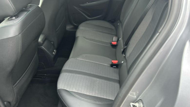 Peugeot 208 1.2 PureTech 100 Allure Premium + 5dr Petrol Hatchback